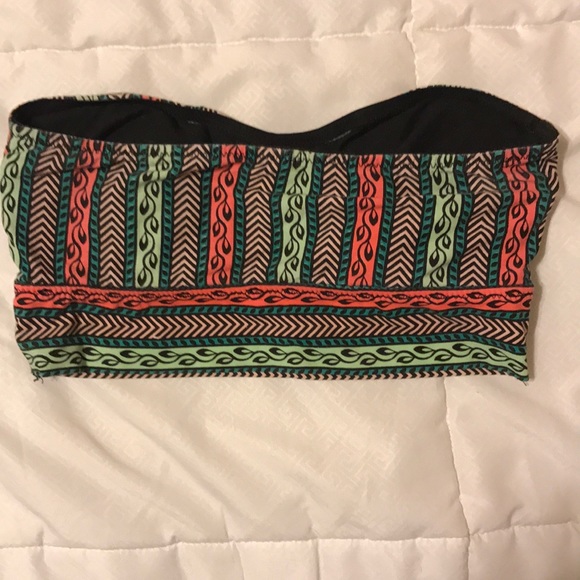 super cute strapless patterned top!!! - Picture 3 of 3